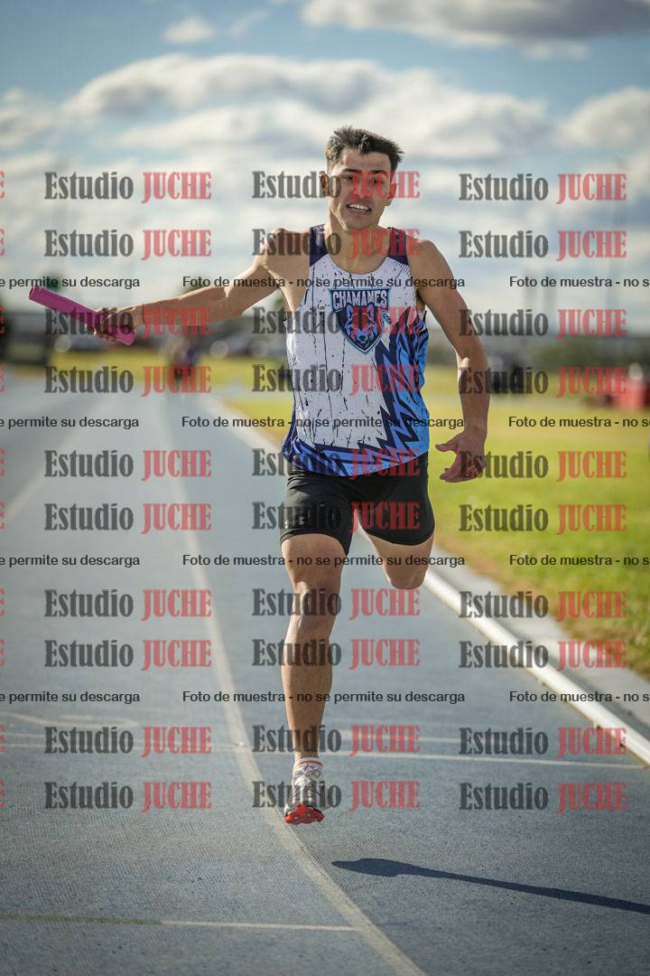 Fotos de las postas 4x400 m llanos de varones