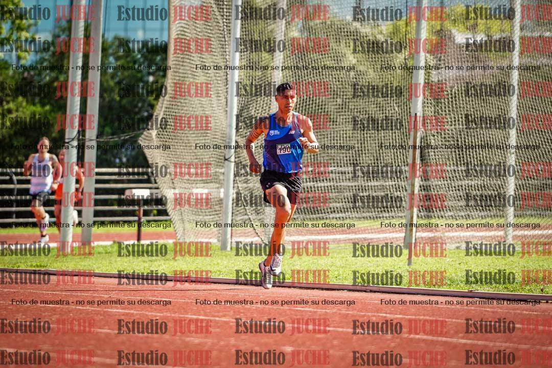 Fotos de los 5000 m llanos de mujeres y varones