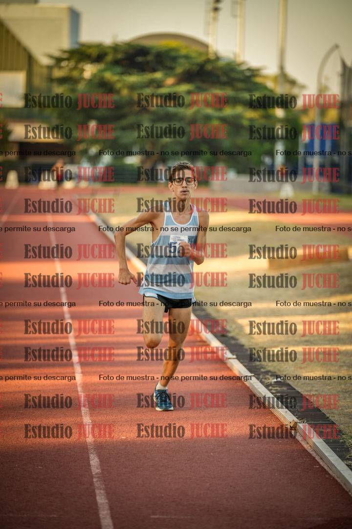 Fotos de los 2400 m llanos de varones