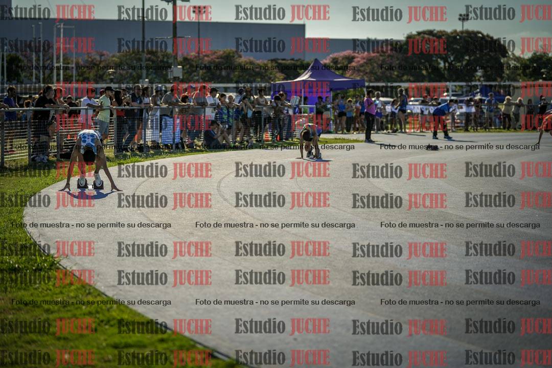 Fotos de los 400 m llanos de varones