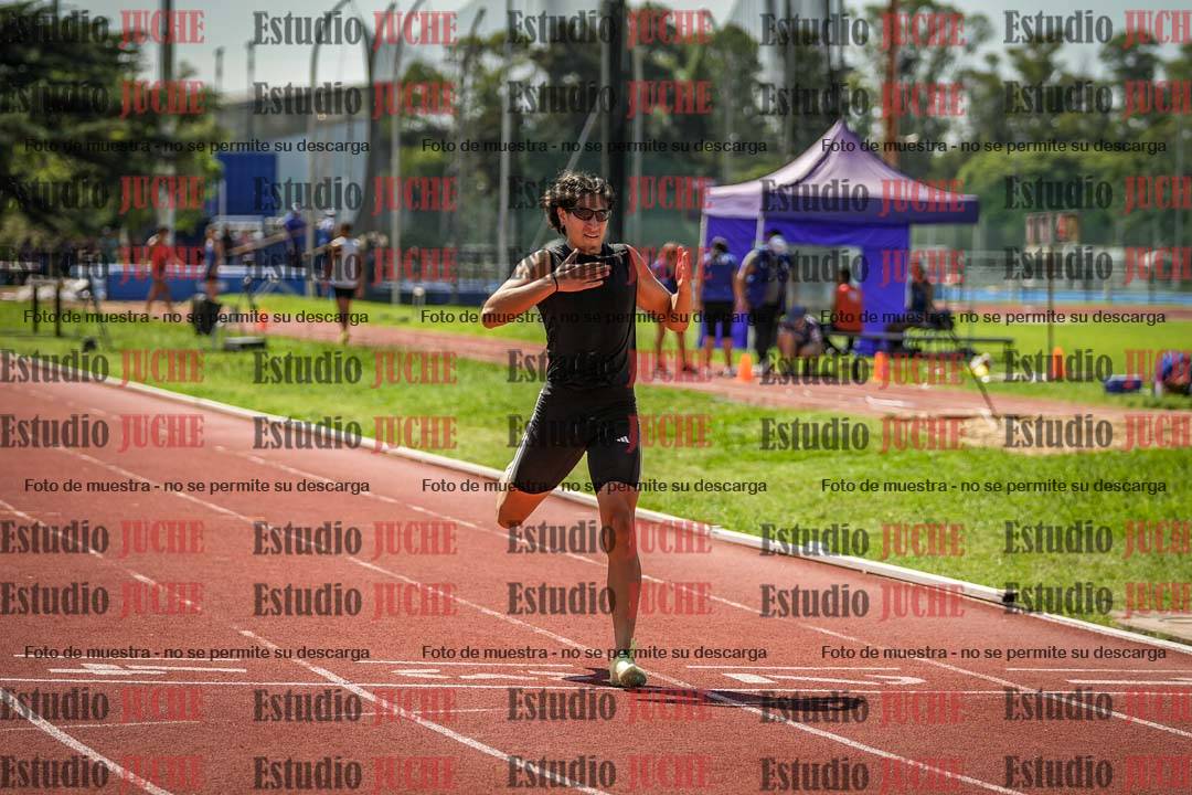Fotos de los 400 m con vallas de varones