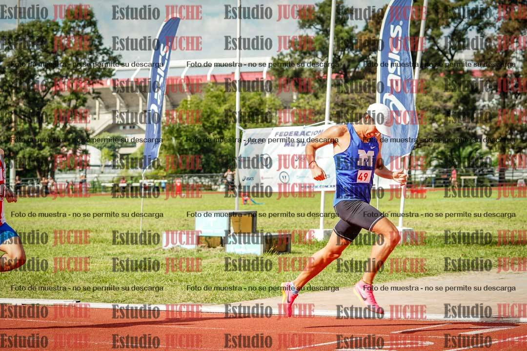 Fotos de los 800 m llanos de varones