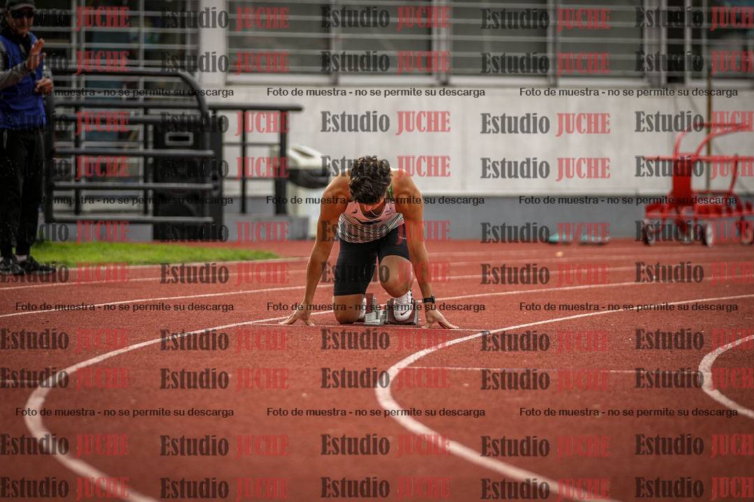 Fotos de los 400 m llanos de varones