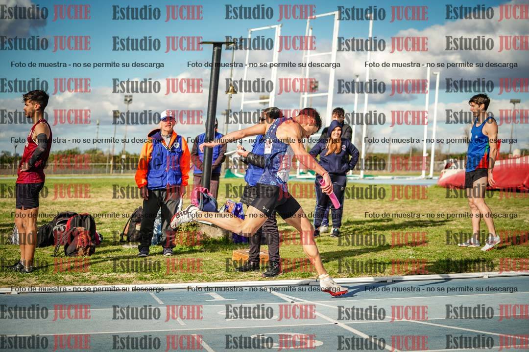 Fotos de las postas 4x400 m llanos de varones