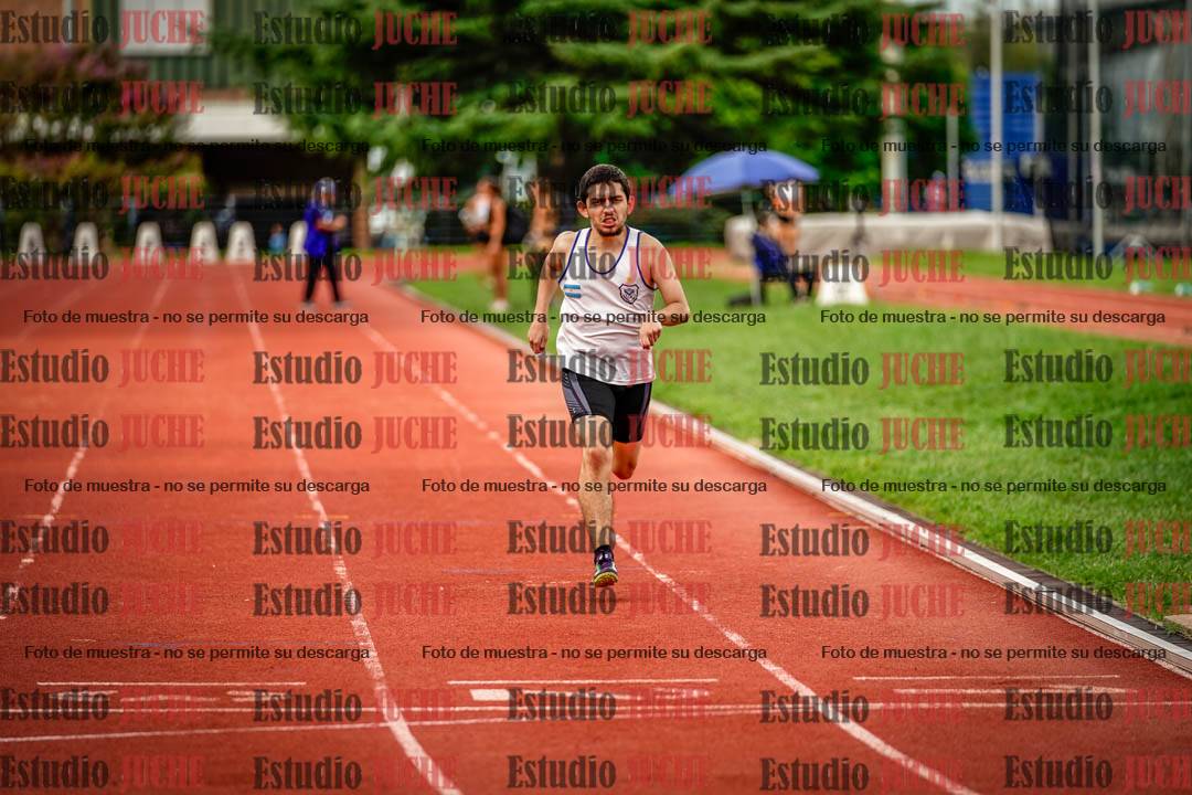 Fotos de los 400 m llanos de varones
