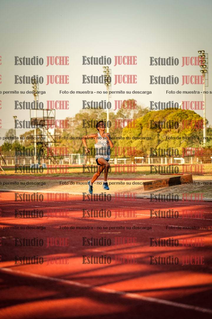 Fotos de los 2400 m llanos de varones