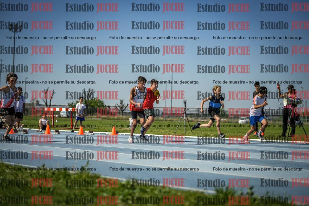 Fotos de los 50 m llanos de varones