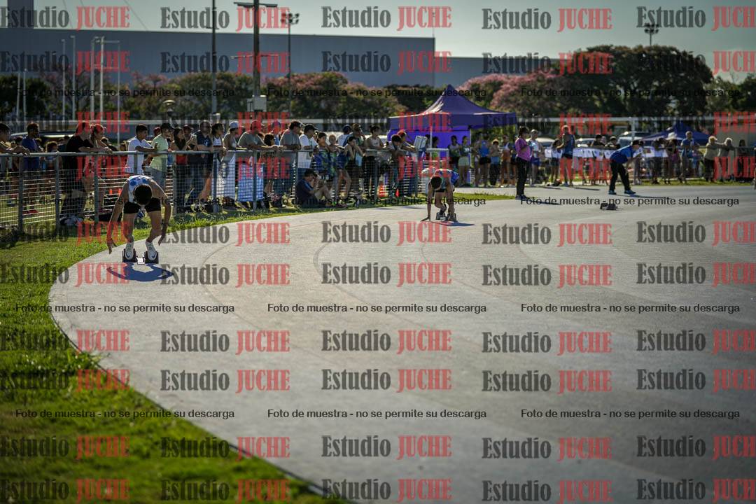 Fotos de los 400 m llanos de varones