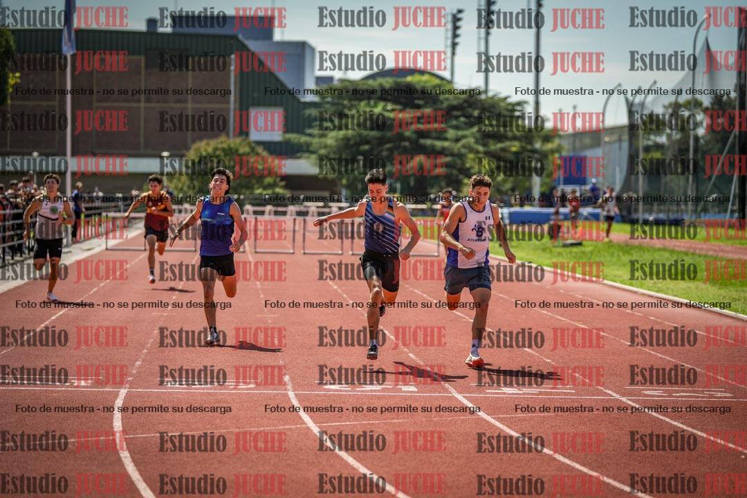 Fotos de los 400 m con vallas de varones