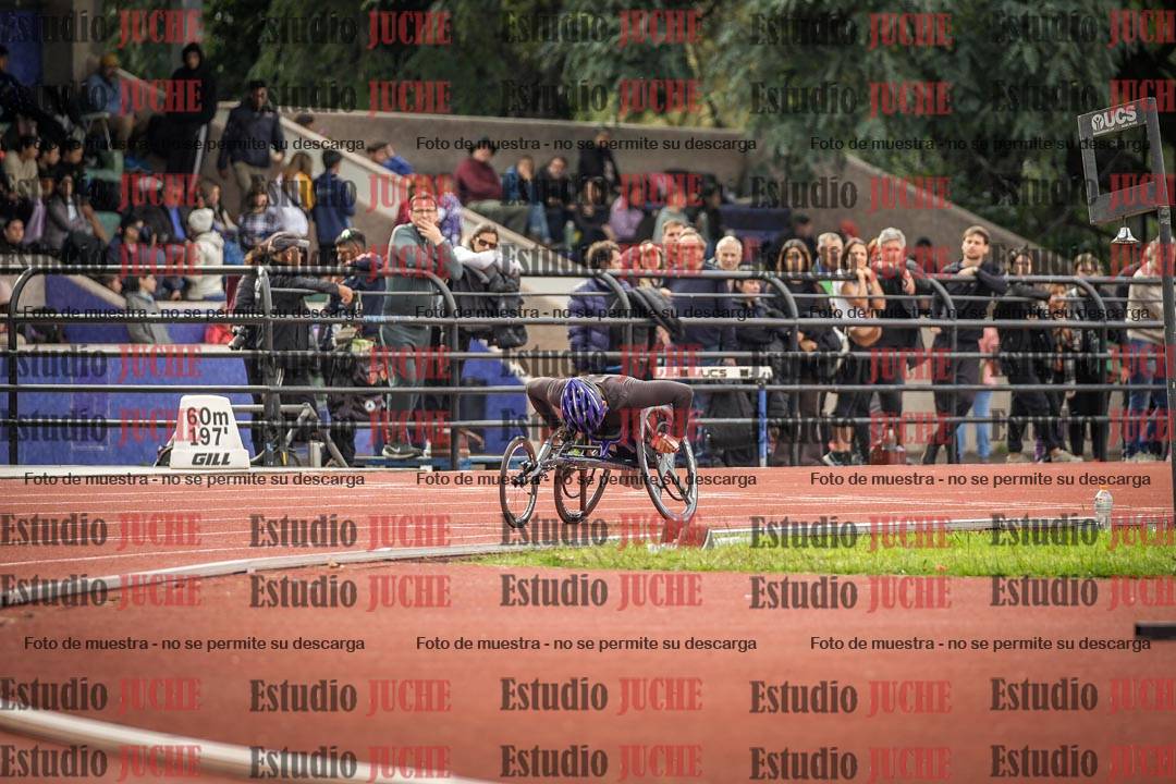 Fotos de los 400 m llanos de varones