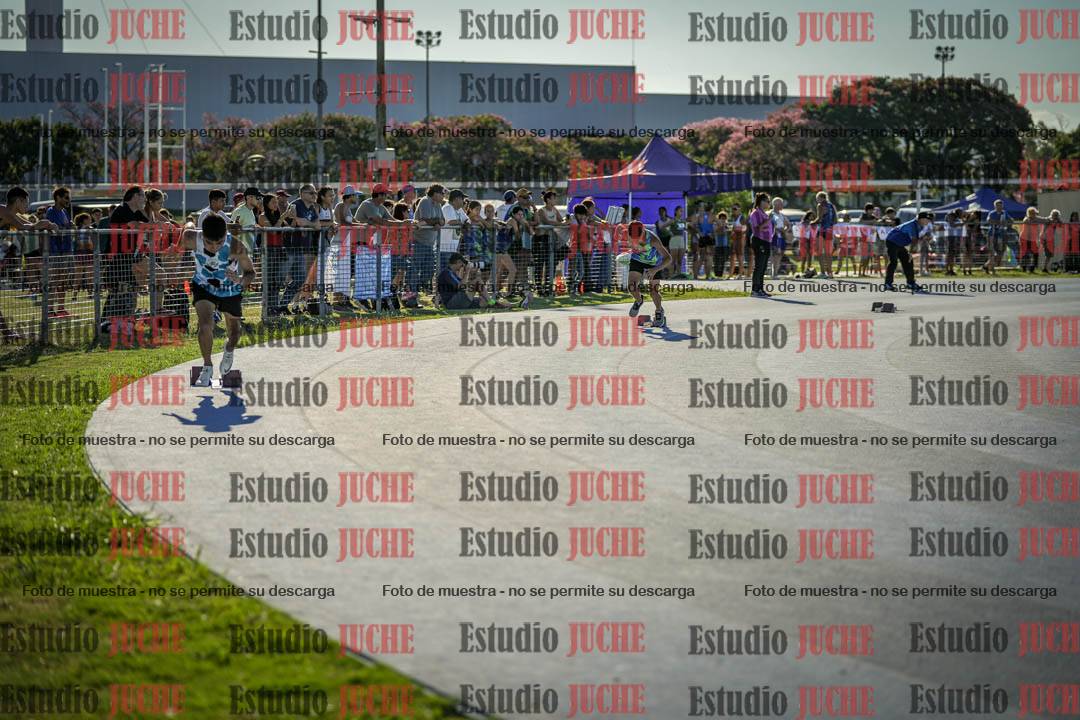 Fotos de los 400 m llanos de varones