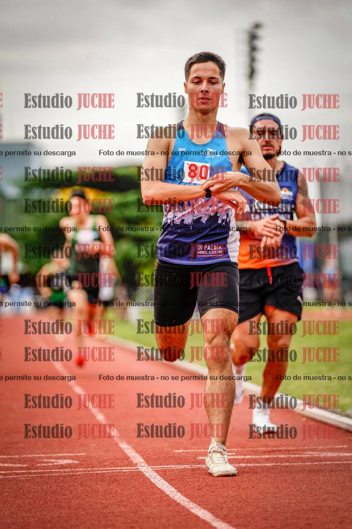 Fotos de los 800 m de varones