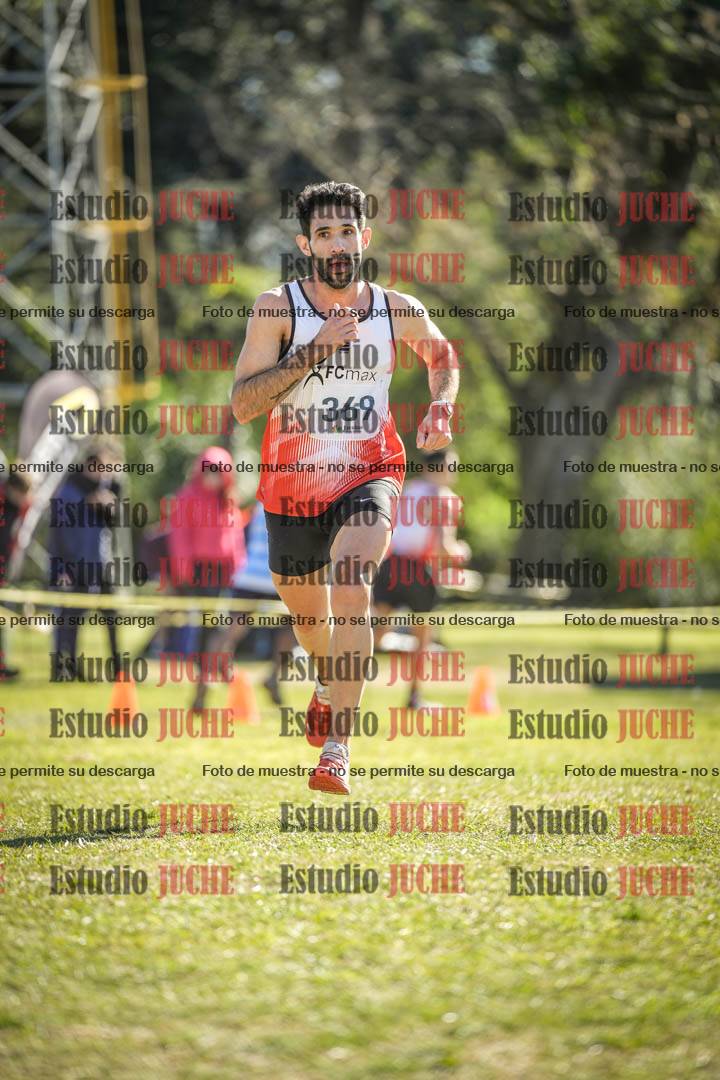 Fotos de la llegada del cross de 8000 m