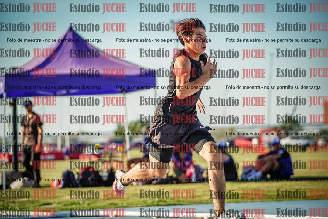 Fotos de los 400 m llanos de varones