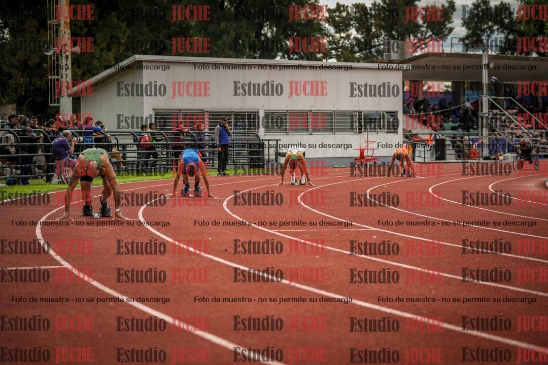 Fotos de los 400 m llanos de varones