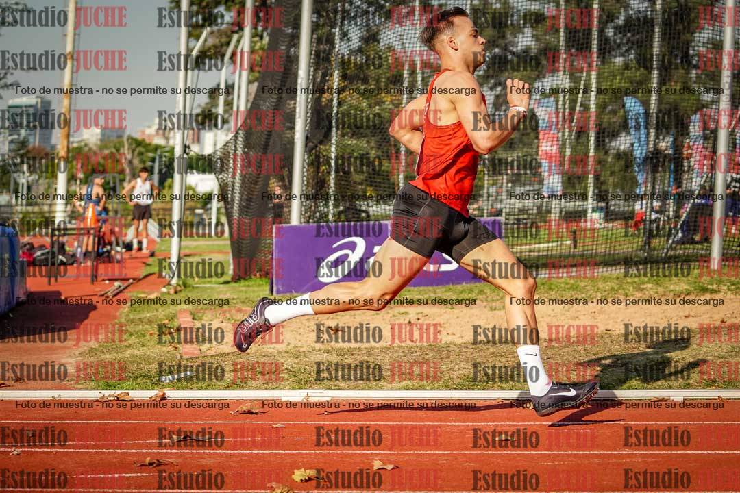 Fotos de los 400 m con vallas de varones