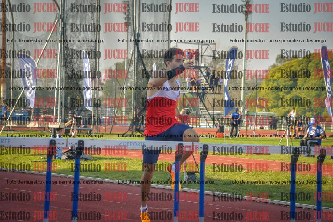 Fotos de los 400 m con vallas de varones