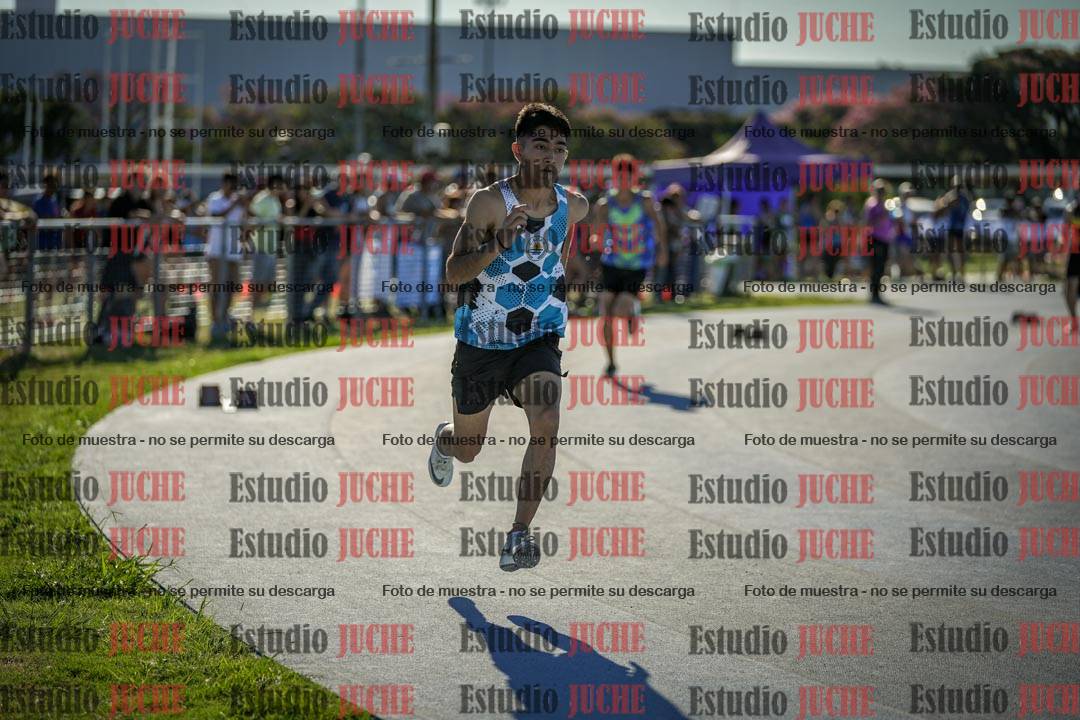 Fotos de los 400 m llanos de varones