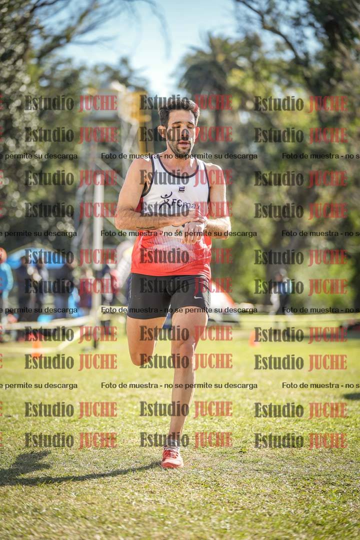 Fotos de la llegada del cross de 8000 m
