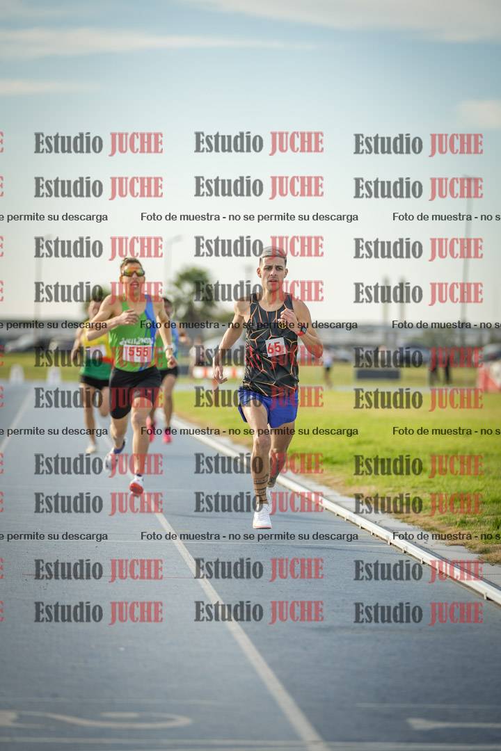 Fotos de los 1500 m llanos de varones