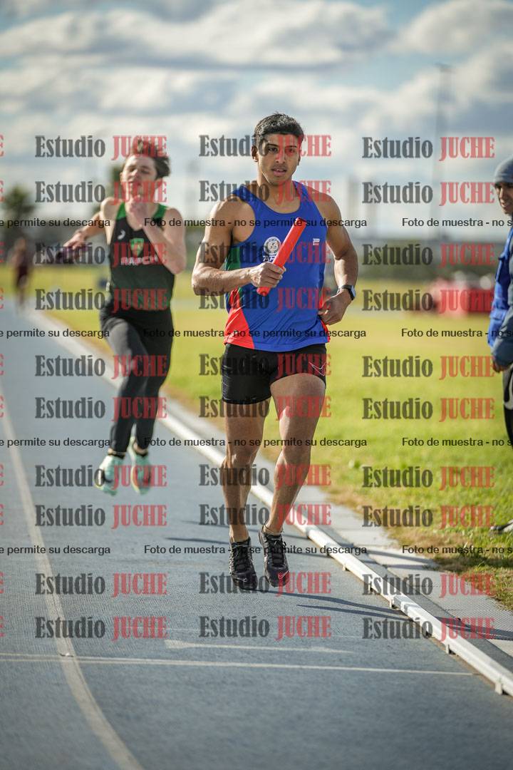 Fotos de las postas 4x400 m llanos de varones