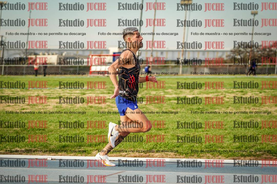 Fotos de los 1500 m llanos de varones