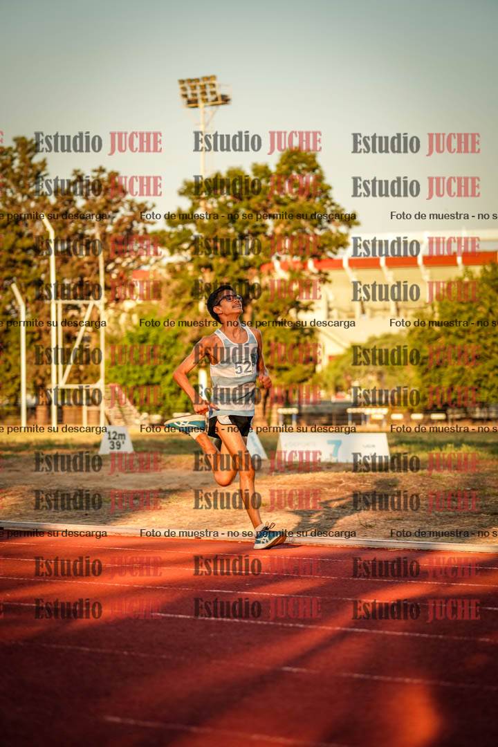 Fotos de los 2400 m llanos de varones