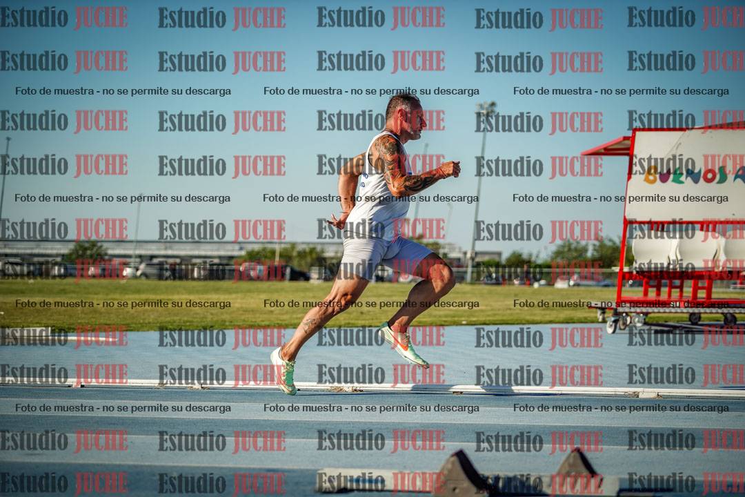 Fotos de los 400 m llanos de varones