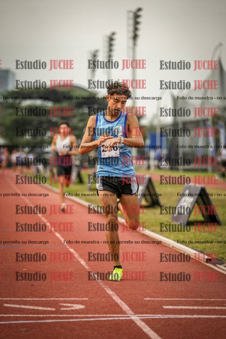 Fotos de los 1500 m llanos de varones