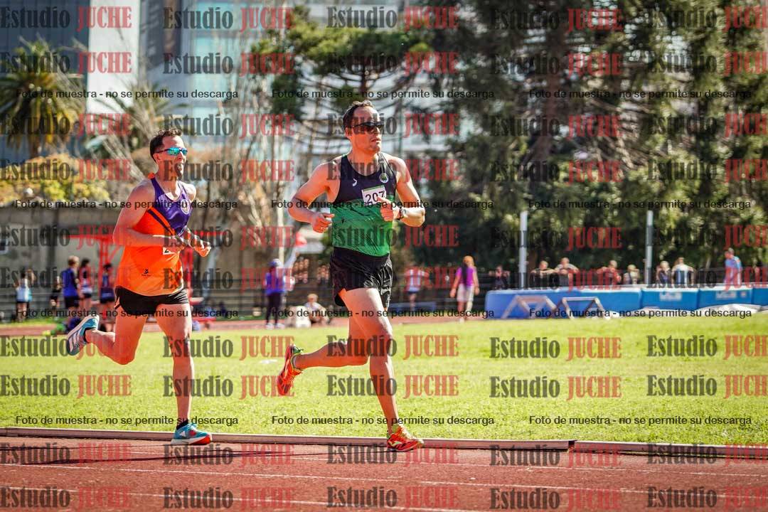 Fotos de los 5000 m llanos de mujeres y varones