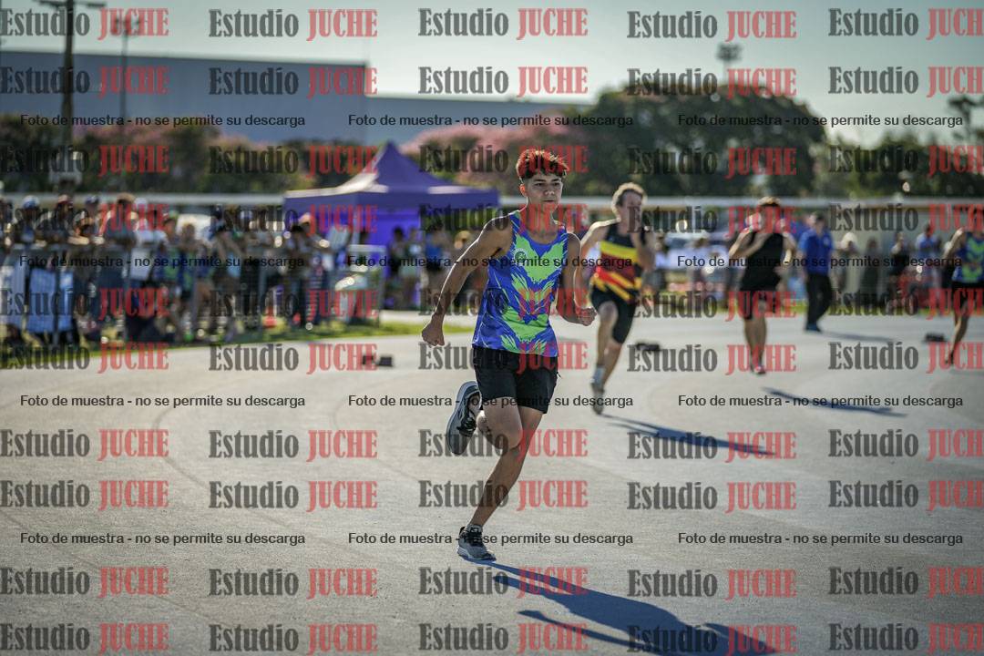 Fotos de los 400 m llanos de varones