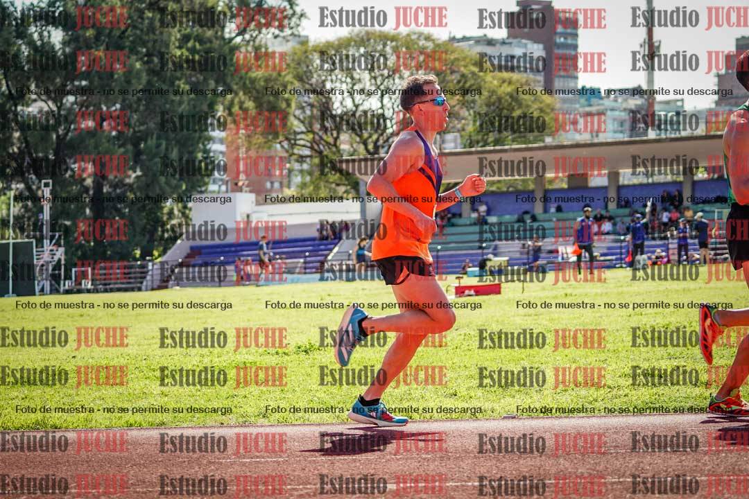 Fotos de los 5000 m llanos de mujeres y varones