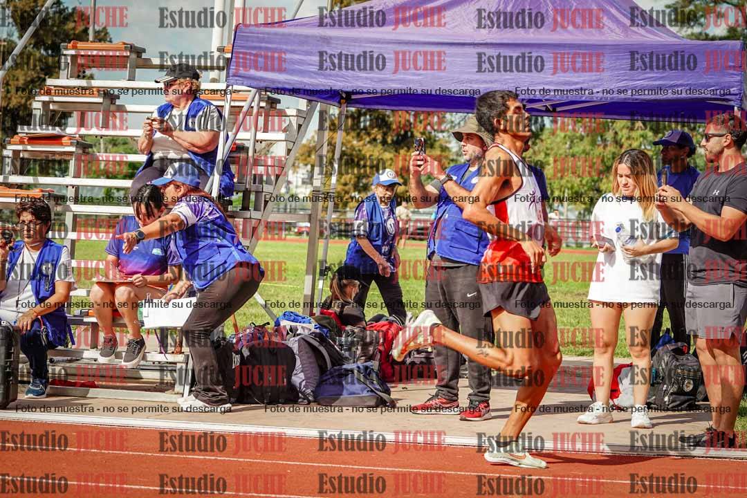 Fotos de los 800 m llanos de varones