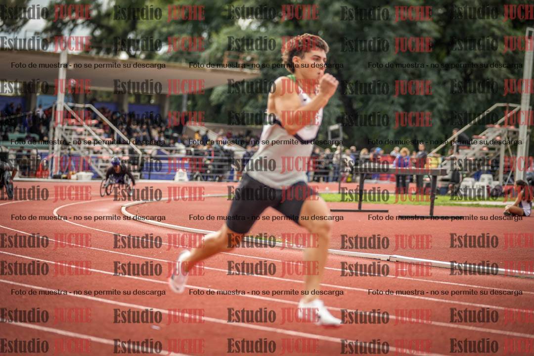 Fotos de los 400 m llanos de varones