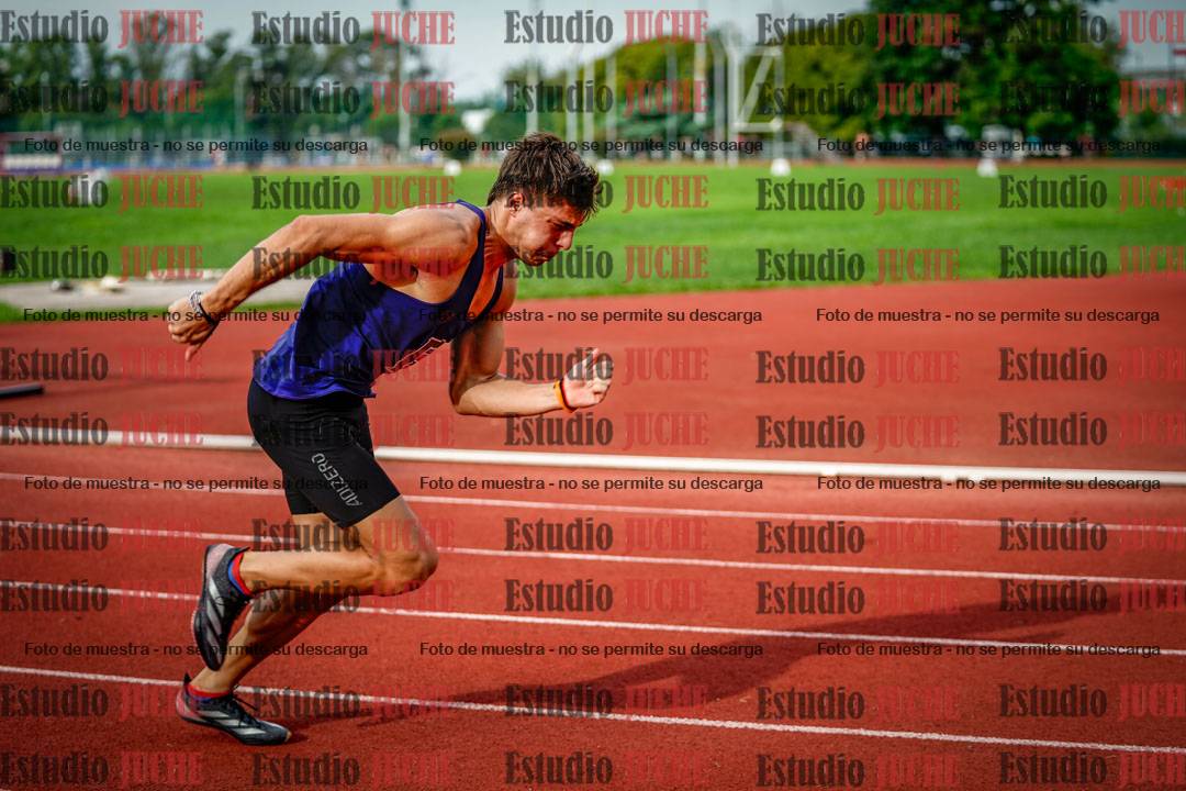 Fotos de los 400 m llanos de varones