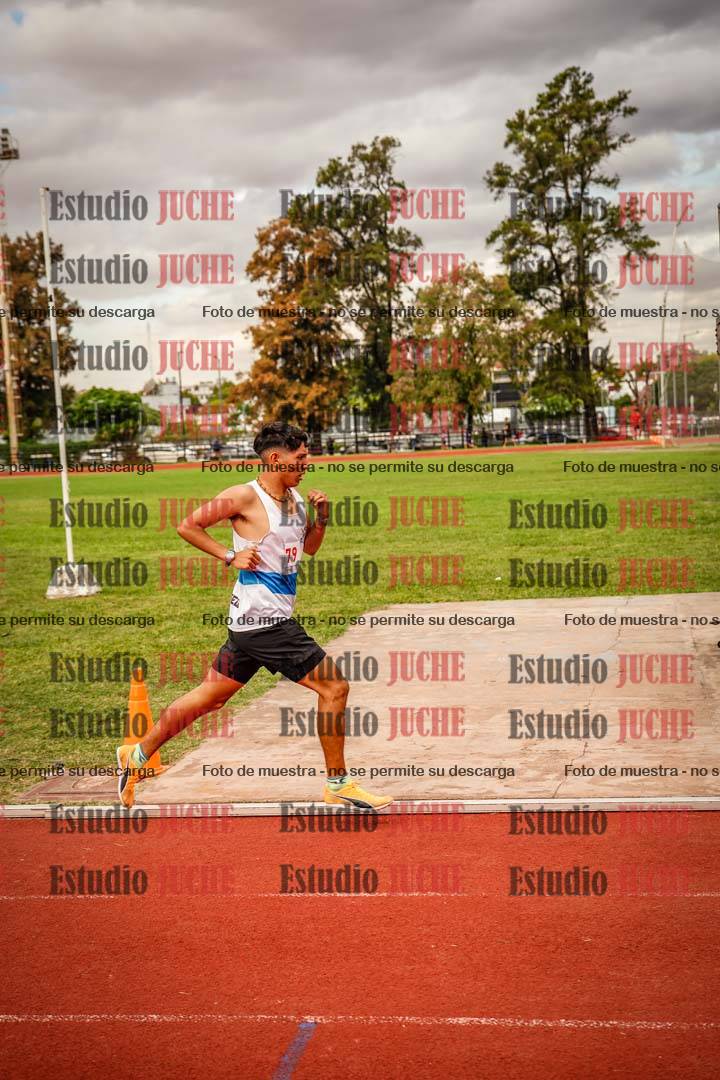 Fotos de los 800 m de varones