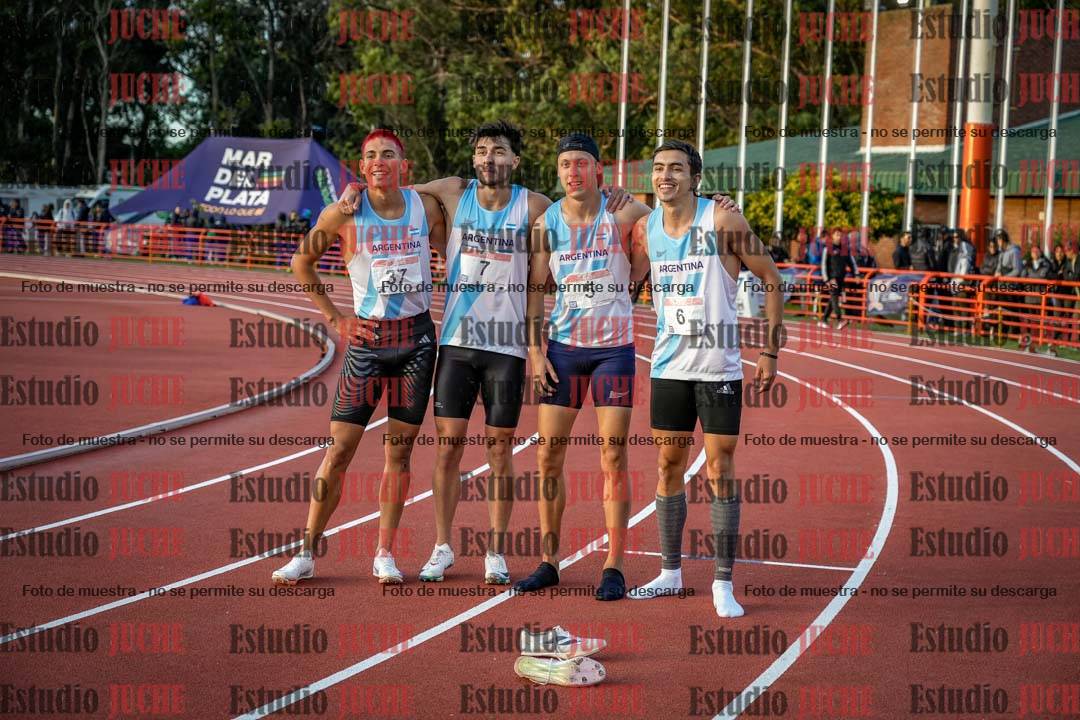 Fotos de algunos extras y podios del día 3