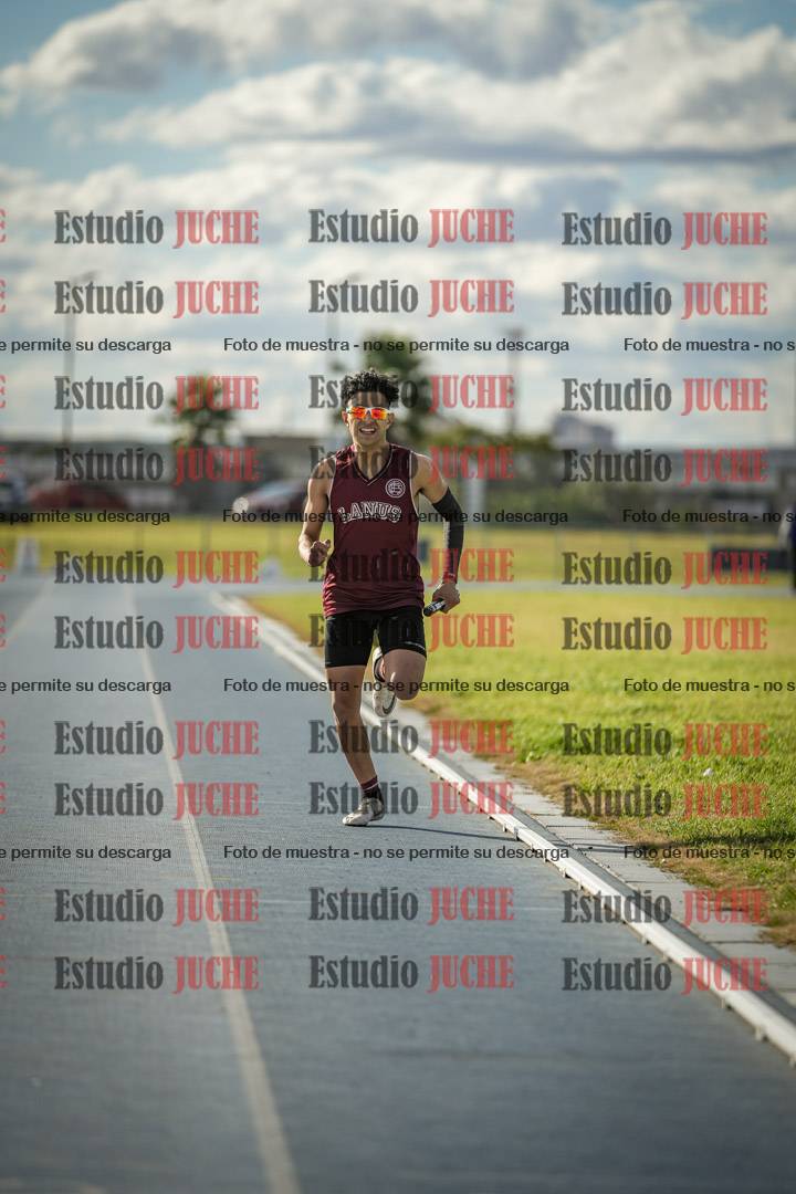 Fotos de las postas 4x400 m llanos de varones