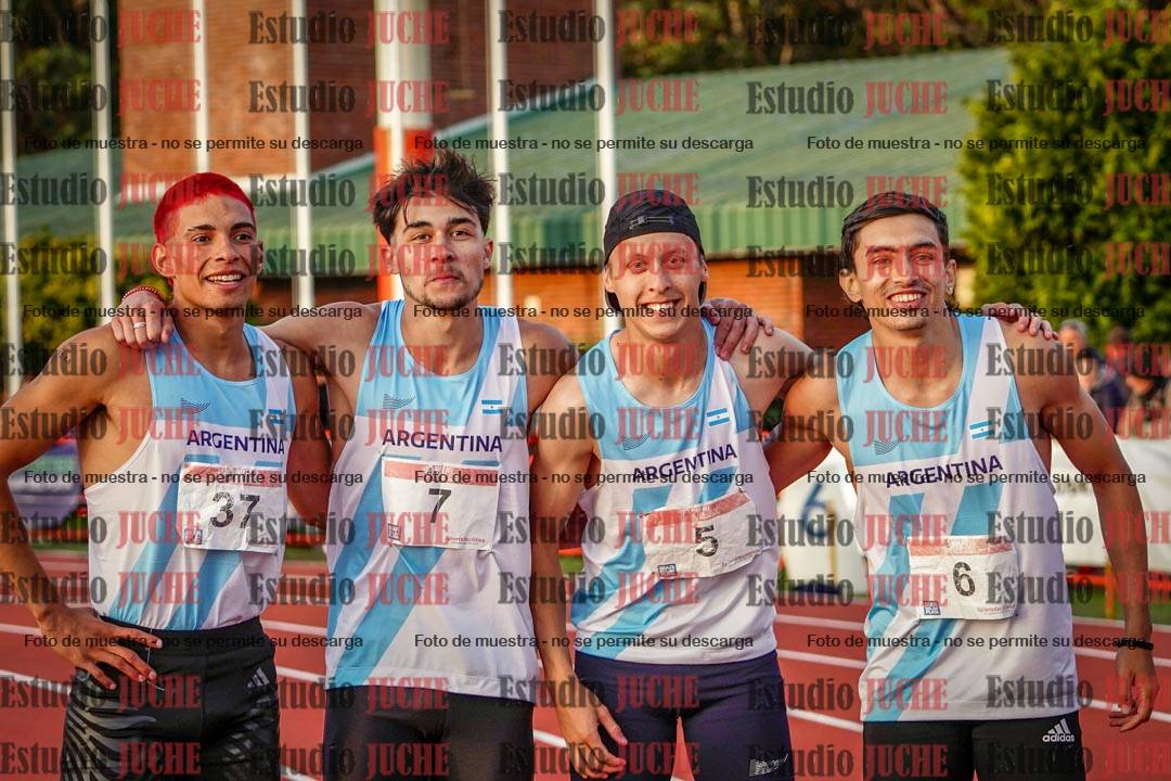 Fotos de algunos extras y podios del día 3
