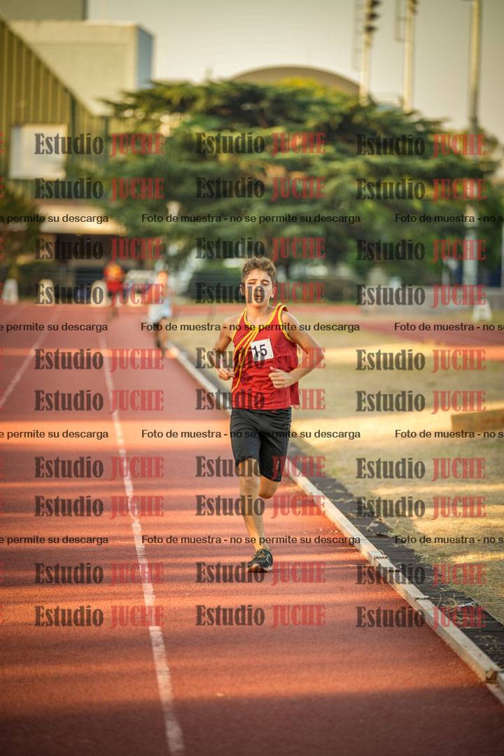 Fotos de los 2400 m llanos de varones
