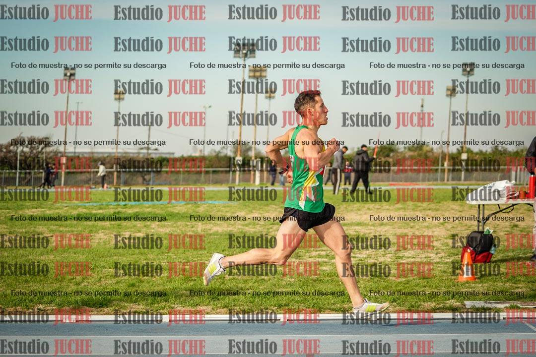 Fotos de los 1500 m llanos de varones