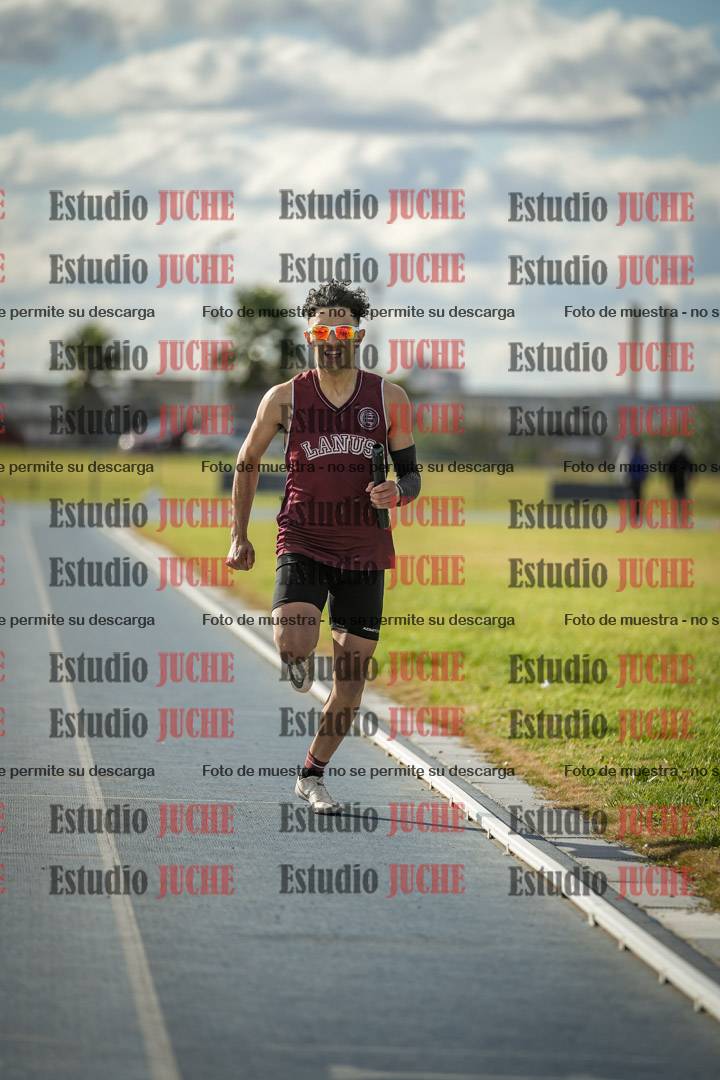 Fotos de las postas 4x400 m llanos de varones