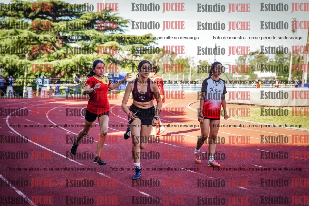 Fotos de las postas 5x80 m llanos de mujeres y varones