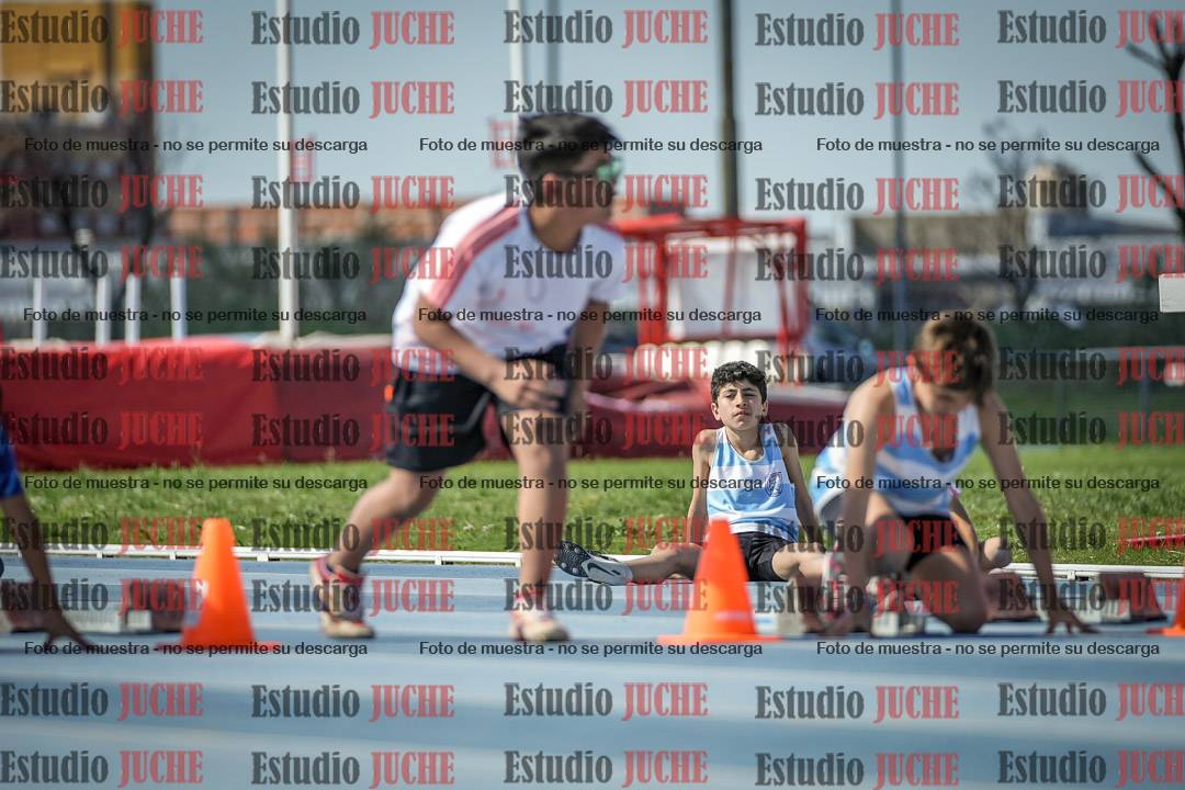 Fotos de los 50 m llanos de varones