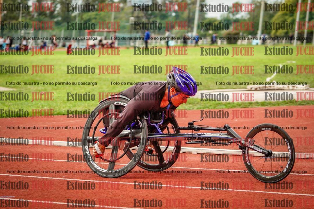 Fotos de los 400 m llanos de varones