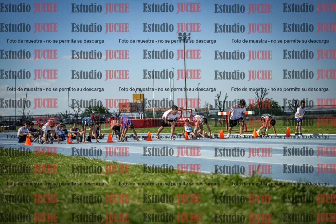 Fotos de los 50 m llanos de varones