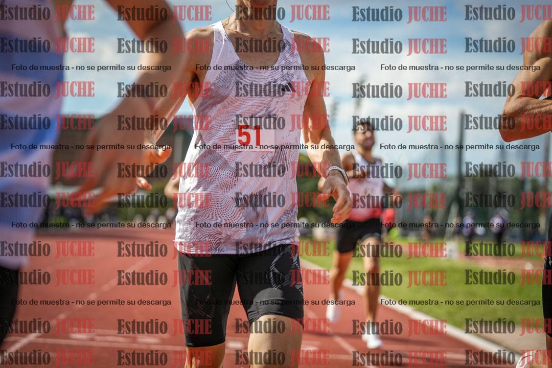 Fotos de los 800 m llanos de varones