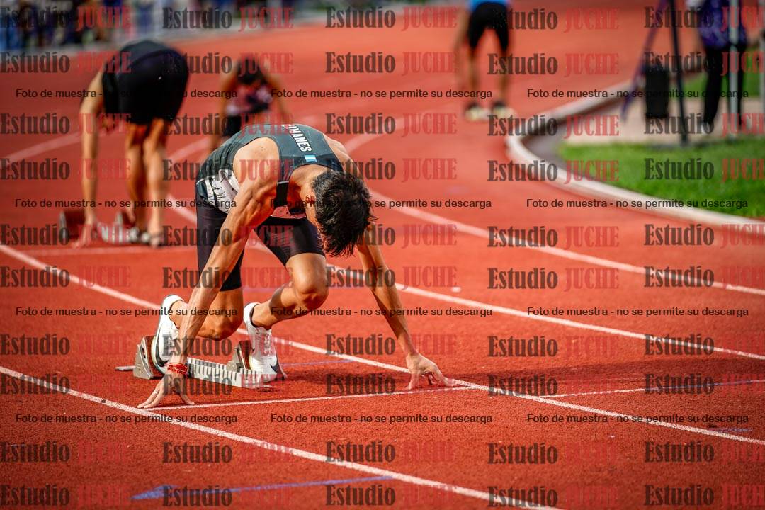 Fotos de los 400 m llanos de varones