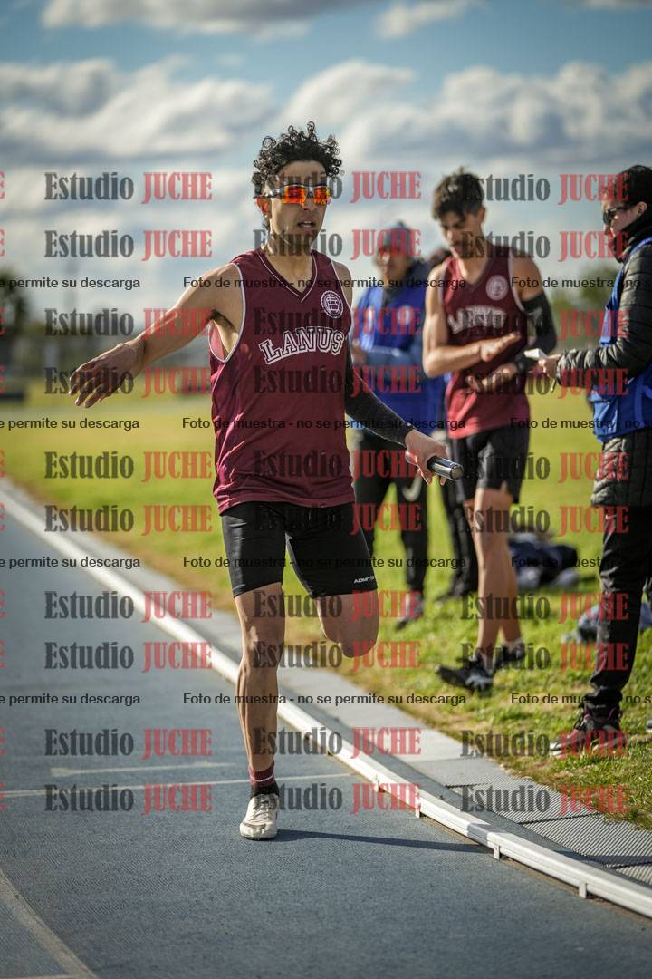 Fotos de las postas 4x400 m llanos de varones