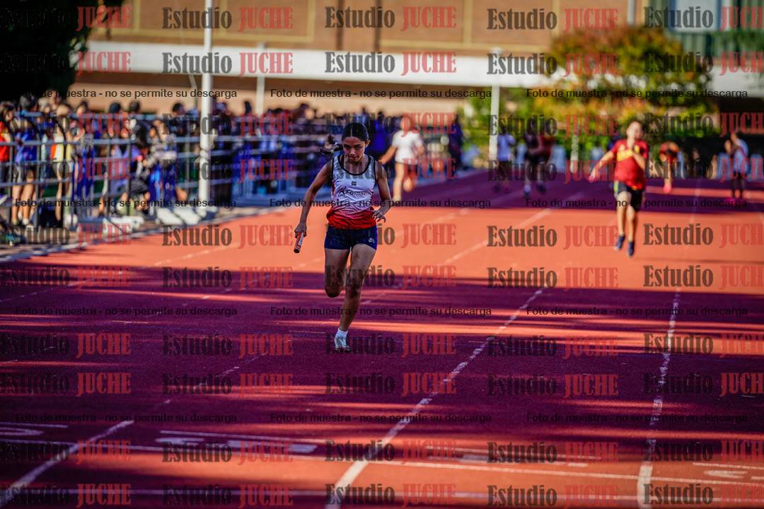 Fotos de las postas 5x80 m llanos de mujeres y varones